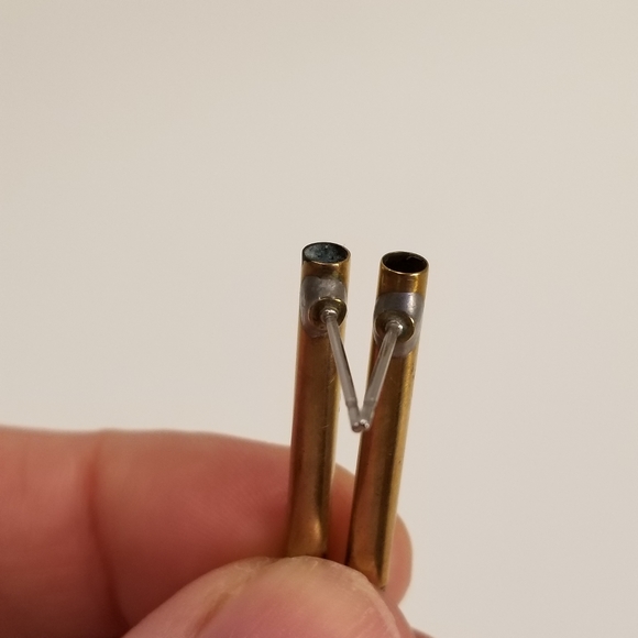 ✅Bloomingdales Gold Long Linear Snake Chain Post Earrings - Picture 10 of 12